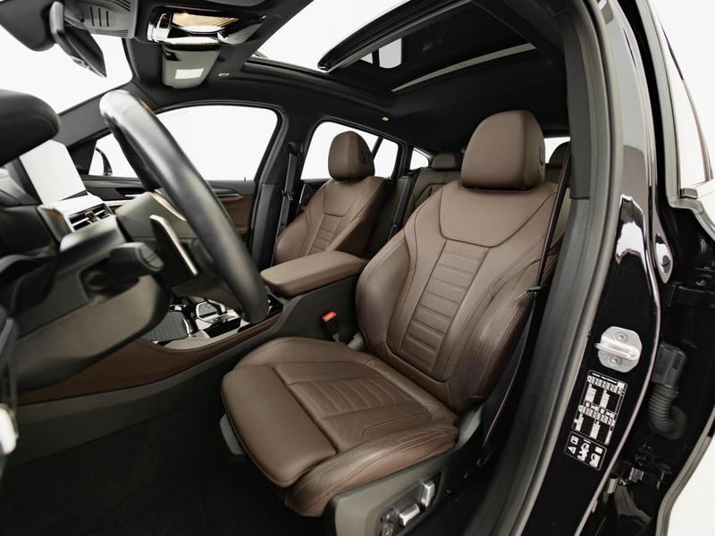 Foto do veículo BMW X4 30I M SPORT 2024 24.095 KM 339.000,00