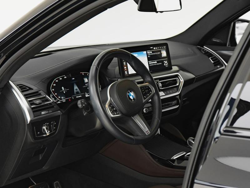 Foto do veículo BMW X4 30I M SPORT 2024 24.095 KM 339.000,00
