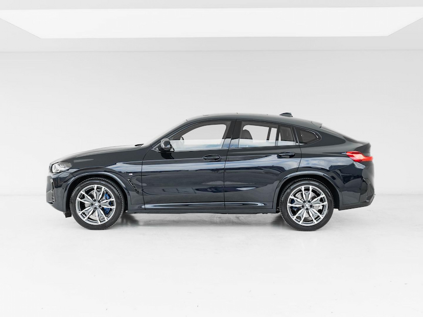 Foto do veículo BMW X4 30I M SPORT 2024 24.095 KM 339.000,00