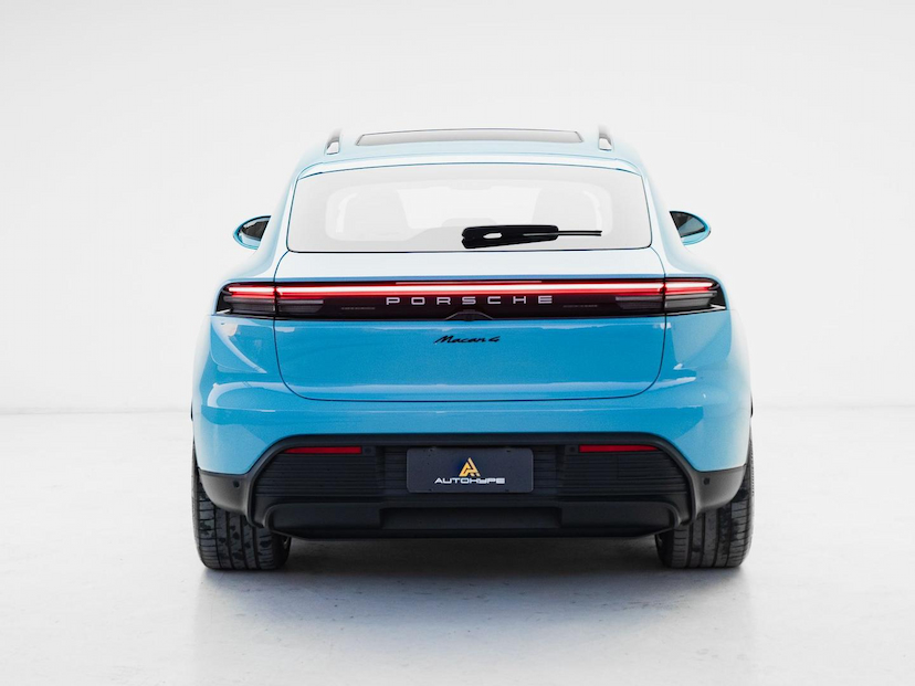 Foto do veículo PORSCHE MACAN 4 ELÉTRICA 2024 3.610 KM 599.000,00