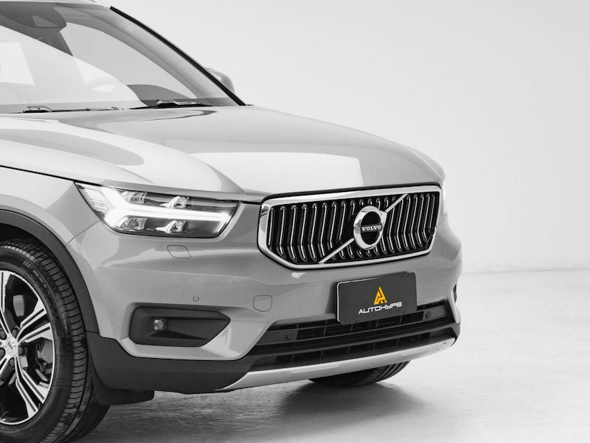 Foto do veículo VOLVO XC40  T5H INSCRIP 2021 35.300 KM 174.900,00