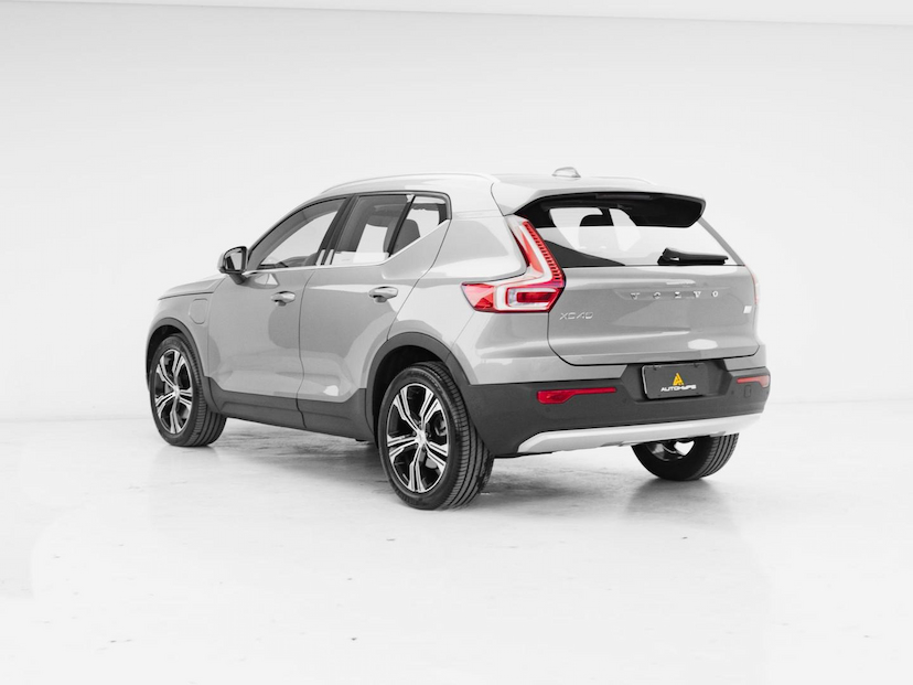 Foto do veículo VOLVO XC40  T5H INSCRIP 2021 35.300 KM 174.900,00