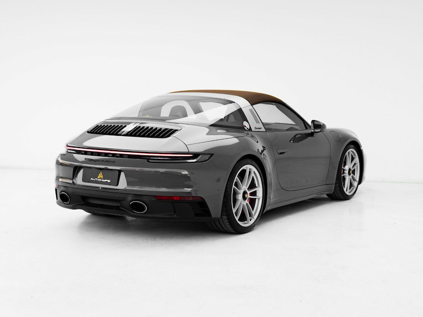 Foto do veículo PORSCHE 911  TARGA 4GTS 2024 4.646 KM 1.139.000,00