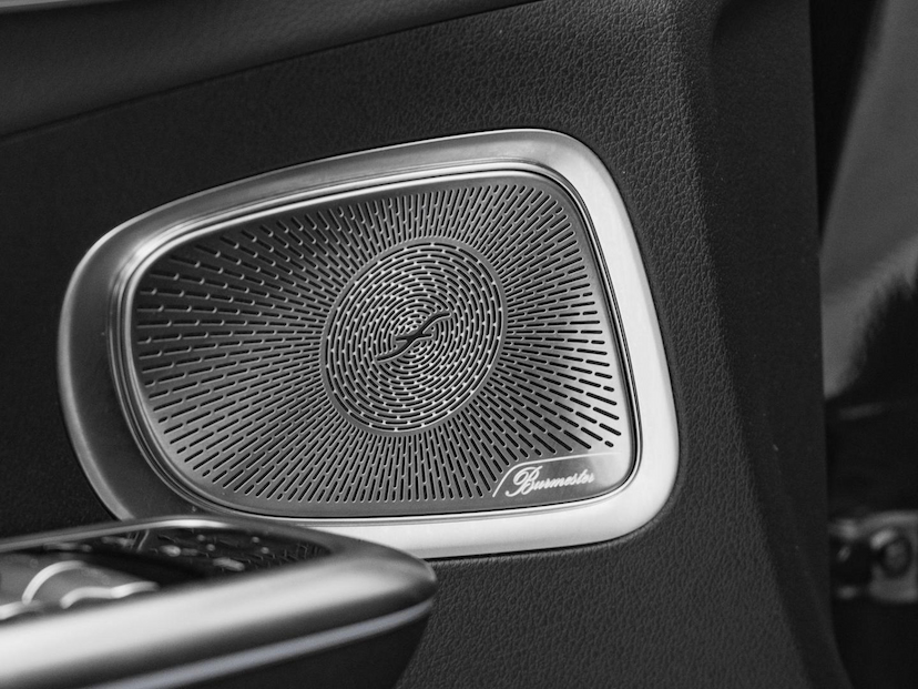 Foto do veículo MERCEDES-BENZ C 300 C300 AMG LINE 2025 15.475 KM 359.000,00