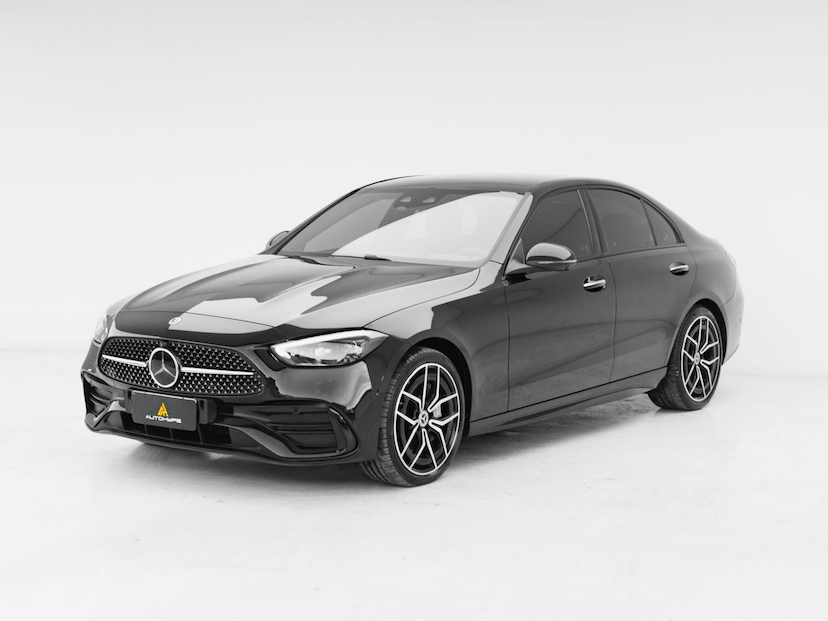 Foto do veículo MERCEDES-BENZ C 300 C300 AMG LINE 2025 15.475 KM 359.000,00