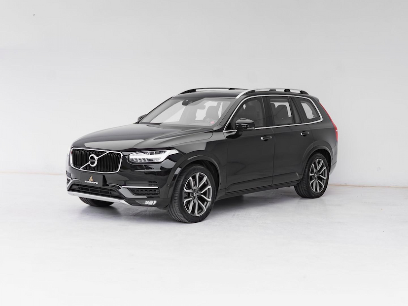 Foto do veículo VOLVO XC90  T6 MOMENTUM 2019 102.296 KM 179.800,00