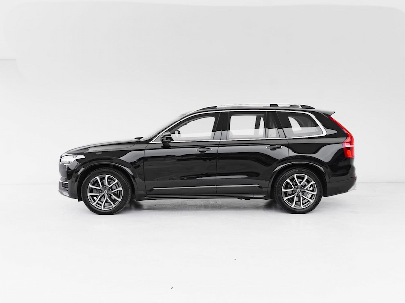 Foto do veículo VOLVO XC90  T6 MOMENTUM 2019 102.296 KM 179.800,00