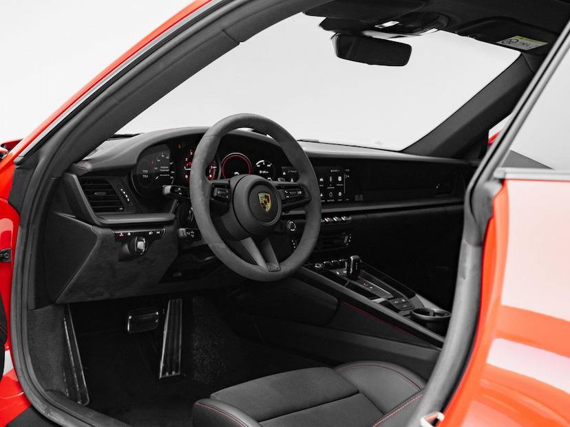 Foto do veículo PORSCHE 911  GTS 2023 6.350 KM 919.000,00
