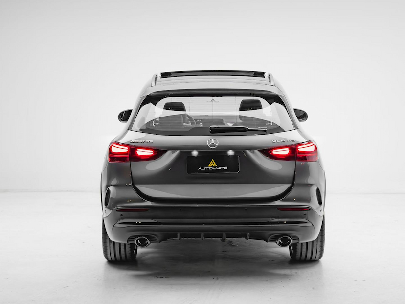 Foto do veículo MERCEDES-BENZ GLA 35 AMG 4 MATIC 2025 12.142 KM 389.000,00