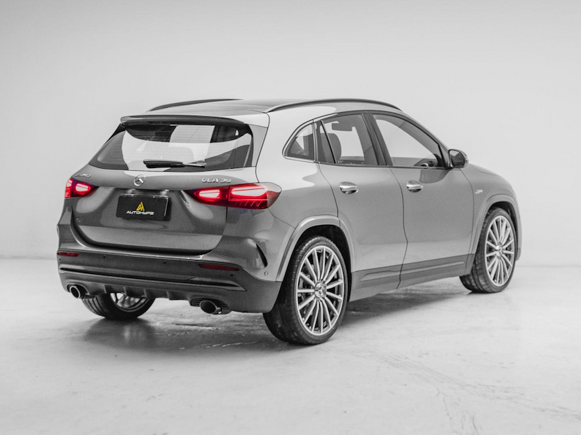 Foto do veículo MERCEDES-BENZ GLA 35 AMG 4 MATIC 2025 12.142 KM 389.000,00