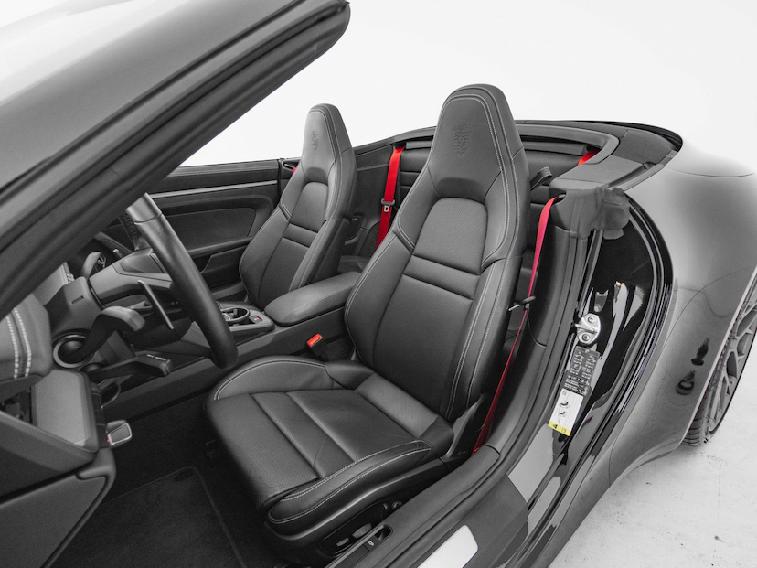 Foto do veículo PORSCHE 911 CARRERA S CABRIO 2024 6.230 KM 979.000,00