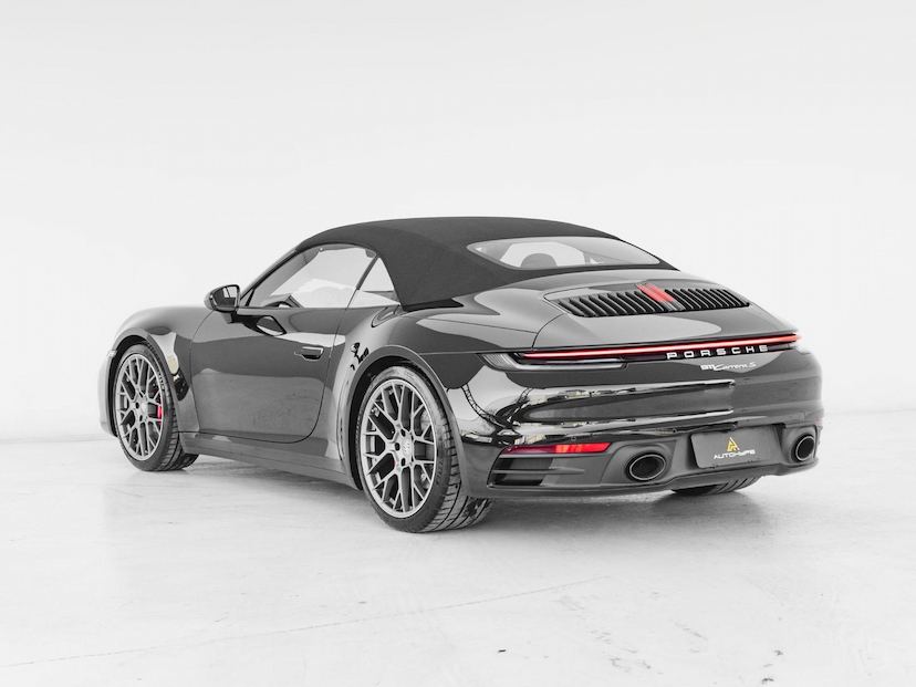 Foto do veículo PORSCHE 911 CARRERA S CABRIO 2024 6.230 KM 979.000,00