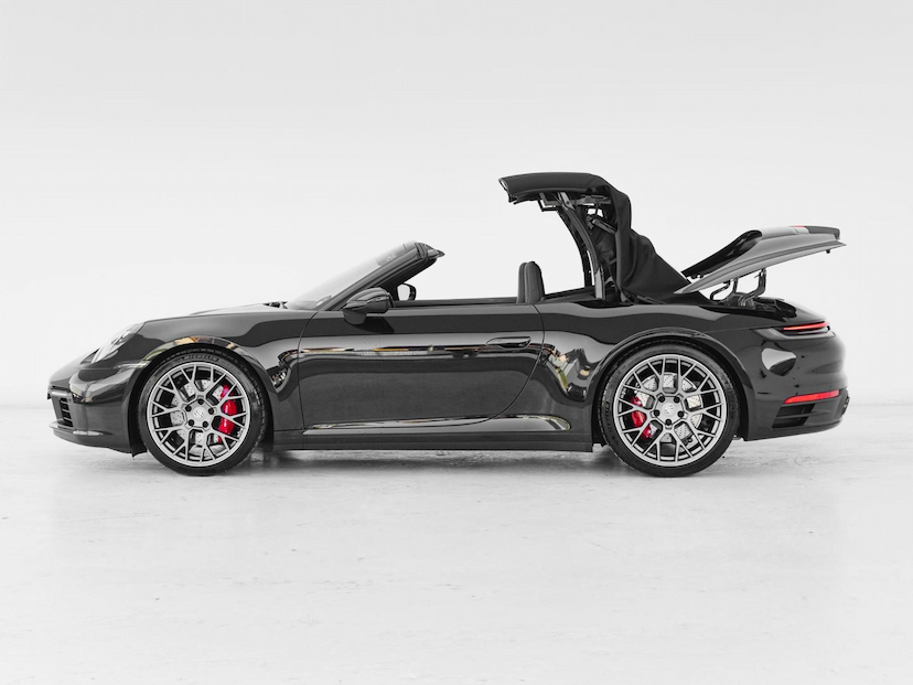 Foto do veículo PORSCHE 911 CARRERA S CABRIO 2024 6.230 KM 979.000,00