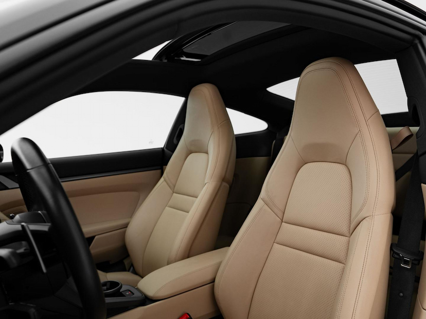 Foto do veículo PORSCHE 911  CARRERA 2024 3.052 KM 819.000,00