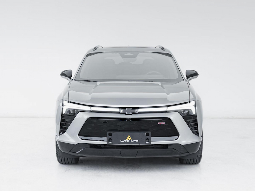 Foto do veículo CHEVROLET BLAZER EV RS (ELÉTRICO) 2024 4.436 KM 339.800,00