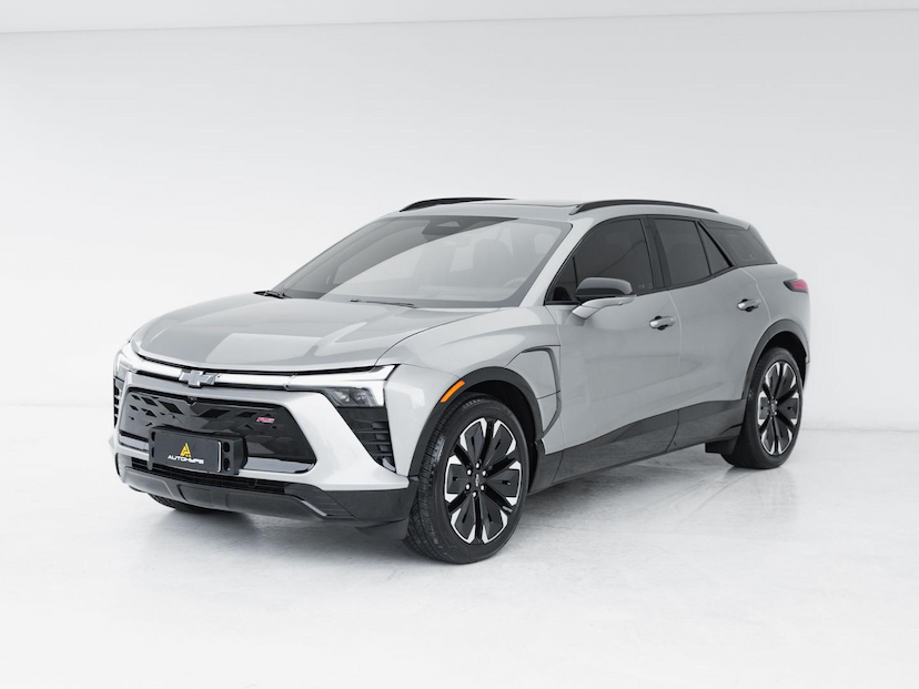 Foto do veículo CHEVROLET BLAZER EV RS (ELÉTRICO) 2024 4.436 KM 339.800,00