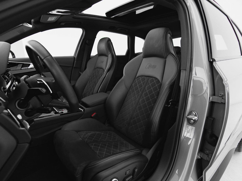 Foto do veículo AUDI RS4 AVANT 2021 39.781 KM 479.000,00