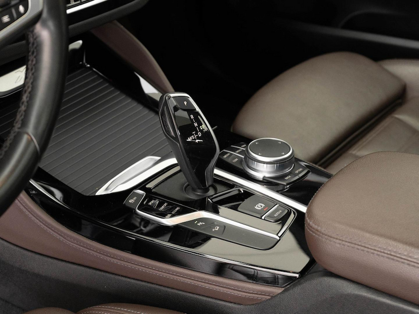 Foto do veículo BMW X4  XDRIVE30I 2021 62.100 KM 249.800,00