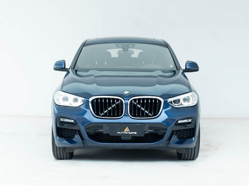 Foto do veículo BMW X4  XDRIVE30I 2021 62.100 KM 249.800,00