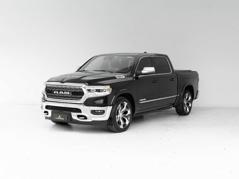 Foto do veículo RAM 1500  LIMITED HEMI 2023 28.630 KM 369.000,00