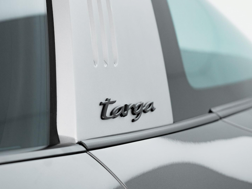 Foto do veículo PORSCHE 911  TARGA 4GTS 2024 4.769 KM 1.139.000,00
