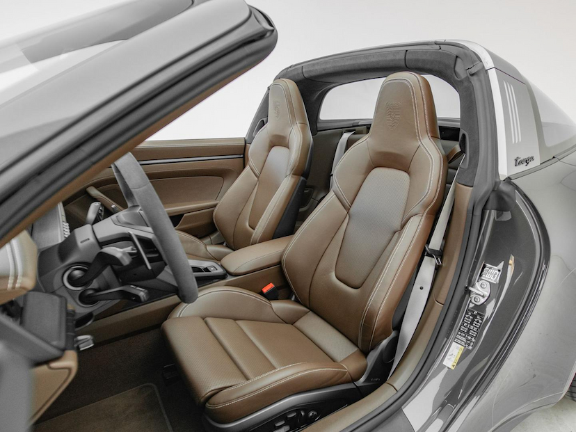 Foto do veículo PORSCHE 911  TARGA 4GTS 2024 4.769 KM 1.139.000,00