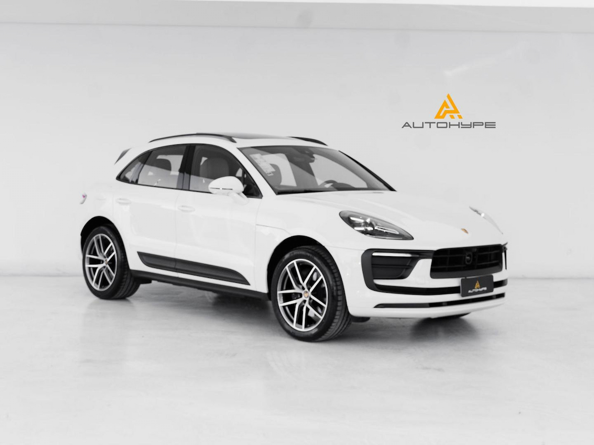 Foto do veículo PORSCHE MACAN  2023/2023 14.657 KM R$ 409.000,00