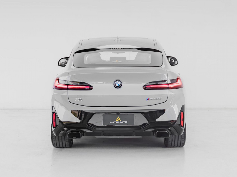 Foto do veículo BMW X4  M40I 2024 37.200 KM 459.000,00