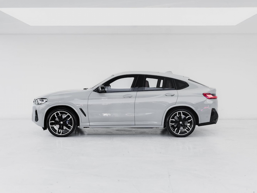 Foto do veículo BMW X4  M40I 2024 37.200 KM 459.000,00