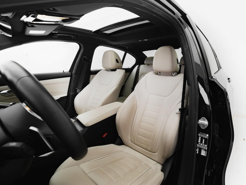 Foto do veículo BMW 320I  M SPORT FLEX 2024 14.978 KM 285.000,00