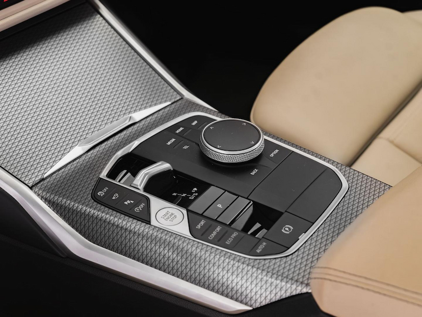 Foto do veículo BMW 320I  M SPORT FLEX 2024 14.978 KM 285.000,00