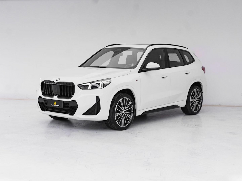 Foto do veículo BMW X1  S20I M SPORT 2023 29.049 KM 264.900,00