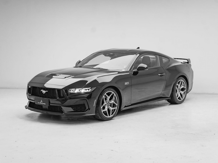 Foto do veículo FORD MUSTANG GT PERFORMANCE V8 2024 14.503 KM 479.000,00