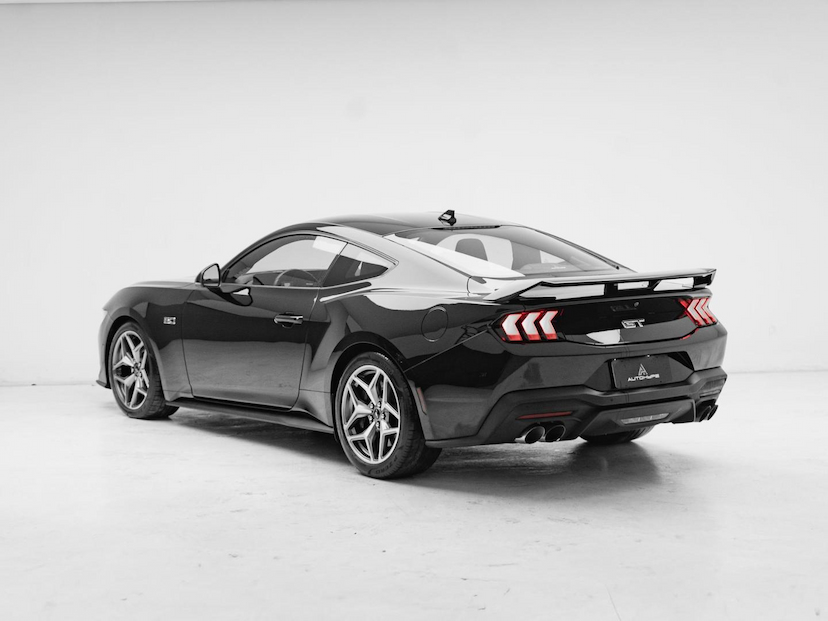 Foto do veículo FORD MUSTANG GT PERFORMANCE V8 2024 14.503 KM 479.000,00