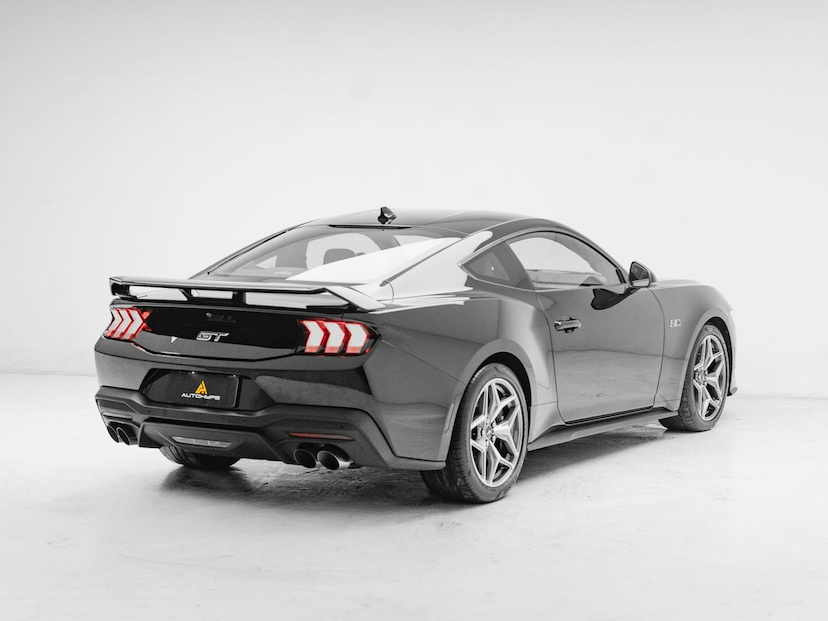 Foto do veículo FORD MUSTANG GT PERFORMANCE V8 2024 14.503 KM 479.000,00