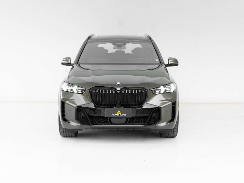 Foto do veículo BMW X5 50E M SPORT 2025 6.502 KM 629.000,00