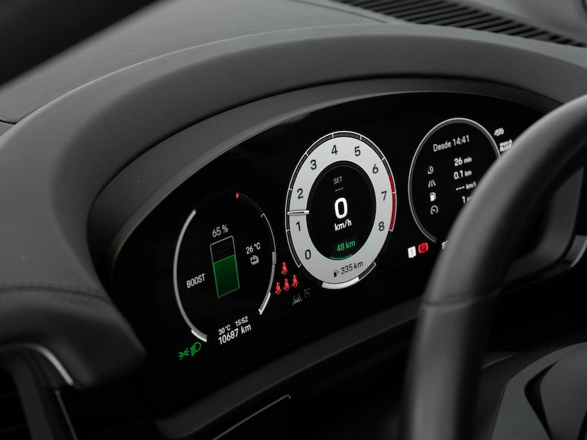 Foto do veículo PORSCHE CAYENNE COUPE E-HYBRID 2024 10.687 KM 849.000,00