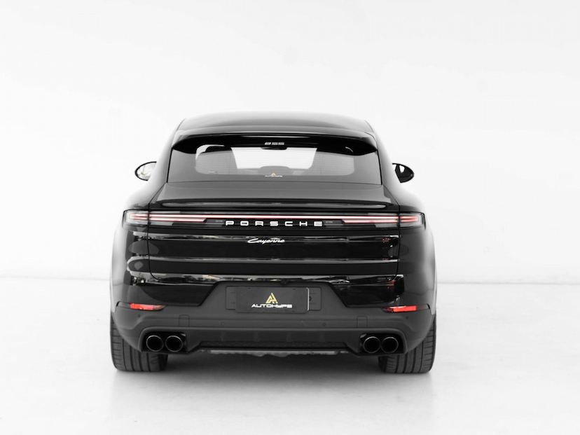 Foto do veículo PORSCHE CAYENNE COUPE E-HYBRID 2024 10.687 KM 849.000,00