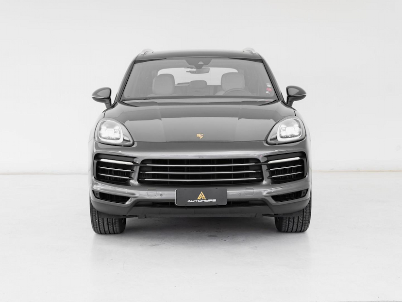 Foto do veículo PORSCHE CAYENNE  V6 2019 51.123 KM 308.900,00