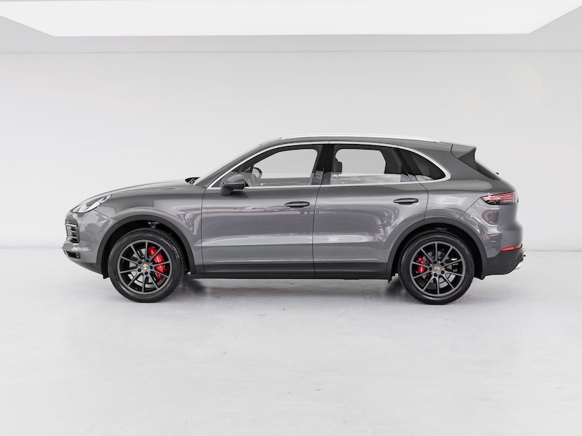 Foto do veículo PORSCHE CAYENNE  V6 2019 51.123 KM 308.900,00