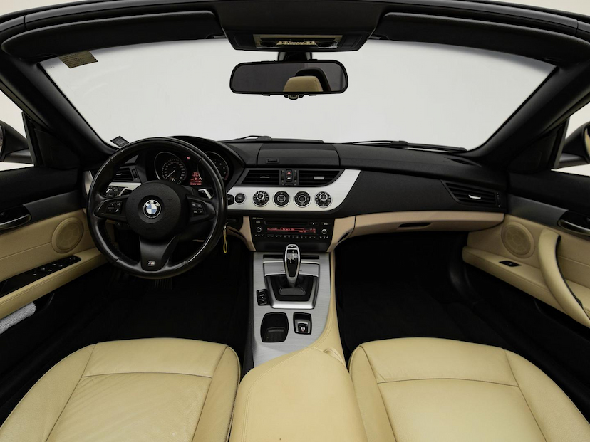 Foto do veículo BMW Z4 SDRIVE20I LL31 2012 51.574 KM 185.500,00