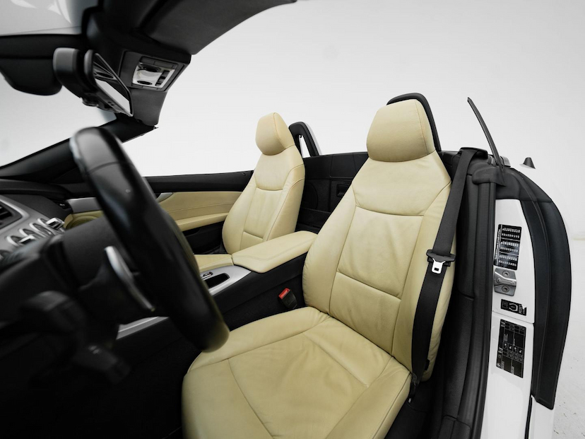 Foto do veículo BMW Z4 SDRIVE20I LL31 2012 51.574 KM 185.500,00