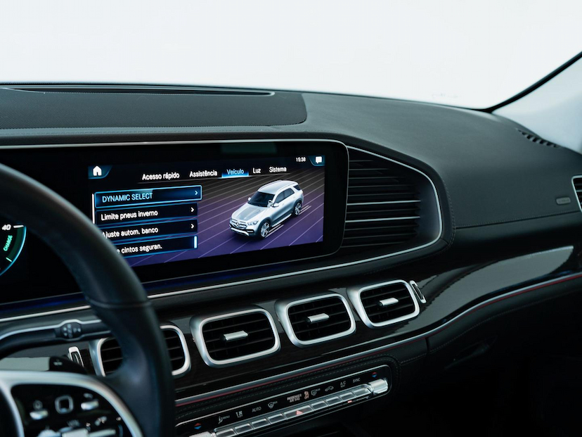 Foto do veículo MERCEDES-BENZ GLE 400 GLE400D 4M 2022 10.933 KM 389.000,00
