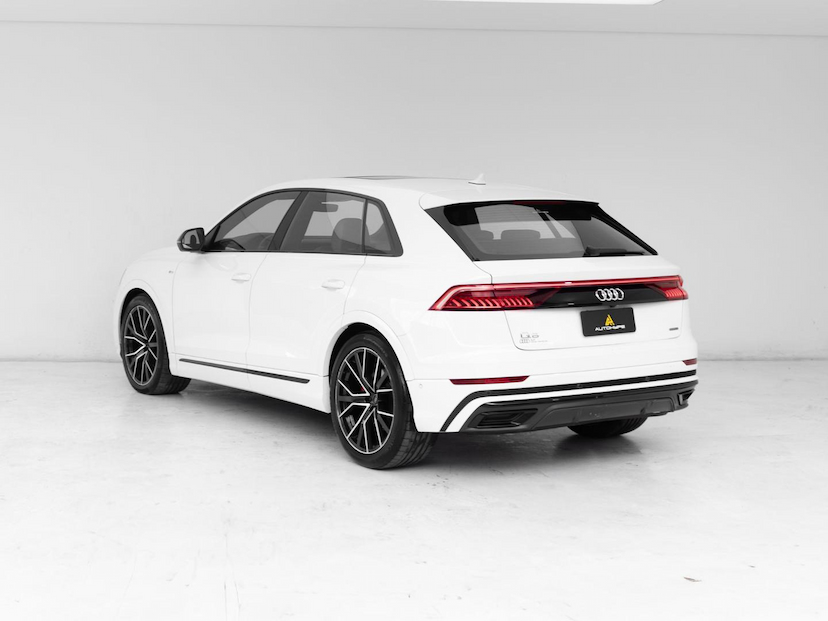 Foto do veículo AUDI Q8  SB HIBRIDO 2023 36.706 KM 399.000,00