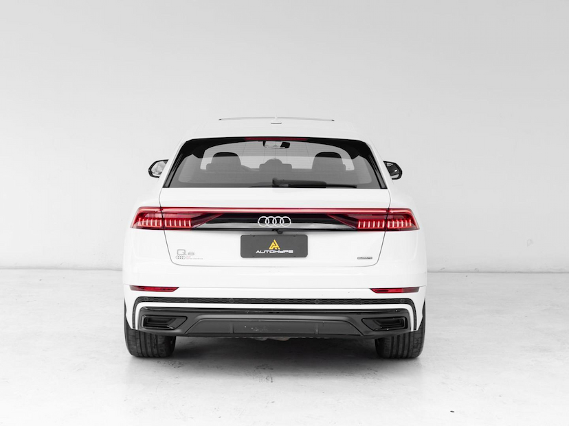 Foto do veículo AUDI Q8  SB HIBRIDO 2023 36.706 KM 399.000,00