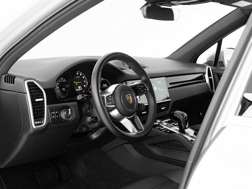 Foto do veículo PORSCHE CAYENNE  PHEV 2021 21.947 KM 459.000,00