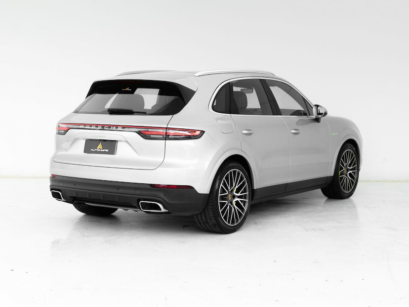 Foto do veículo PORSCHE CAYENNE  PHEV 2021 21.947 KM 459.000,00