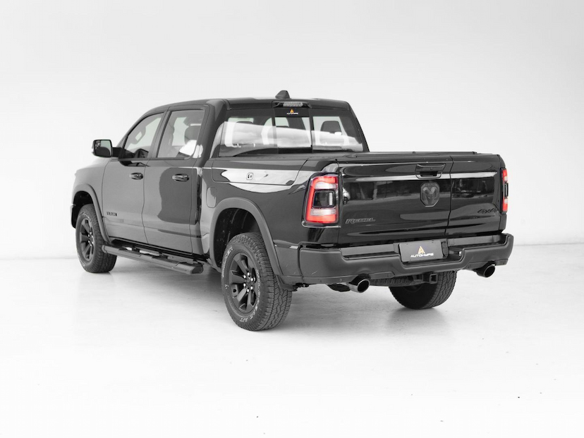 Foto do veículo RAM 1500  REBEL HEMI CC 2024 7.154 KM 369.000,00