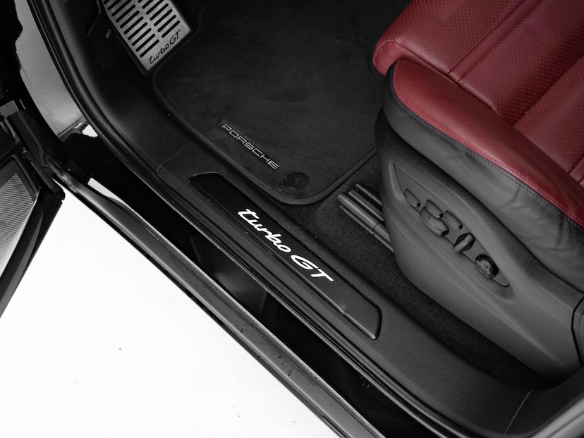 Foto do veículo PORSCHE CAYENNE  TURBO GT 4.0 V8 2024 8.453 KM 1.190.000,00