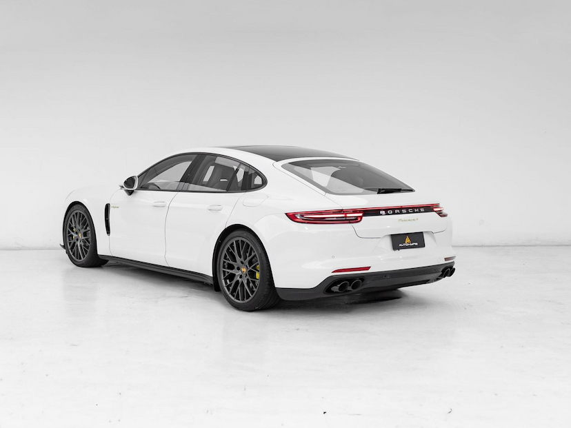 Foto do veículo PORSCHE PANAMERA 4EHYB 2018 23.610 KM 479.000,00